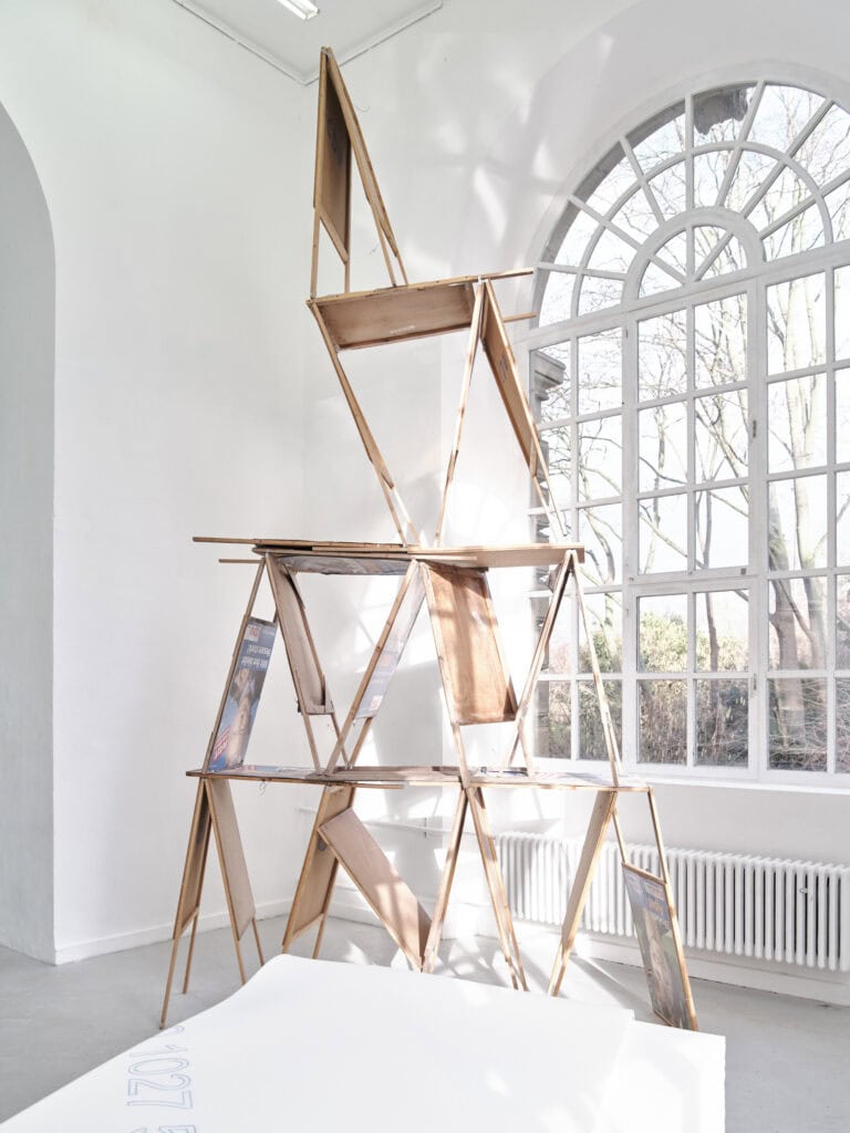 Foto: Kunstwerke in Galerieraum