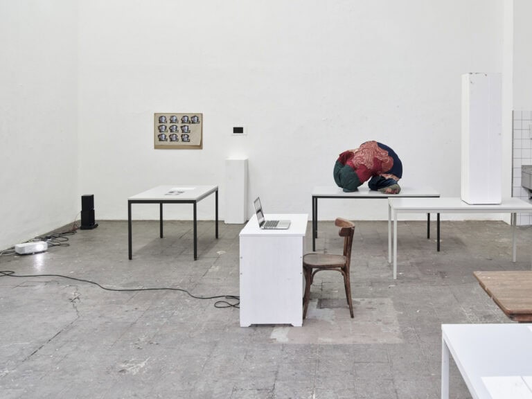 Foto: Kunstwerke in Galerieraum