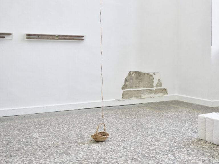 Foto: Kunstwerke in Galerieraum