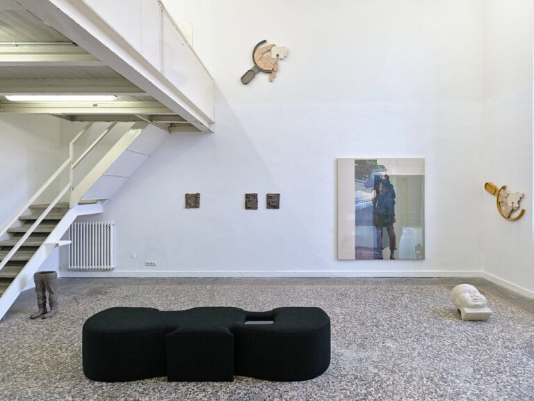 Foto: Kunstwerke in Galerieraum