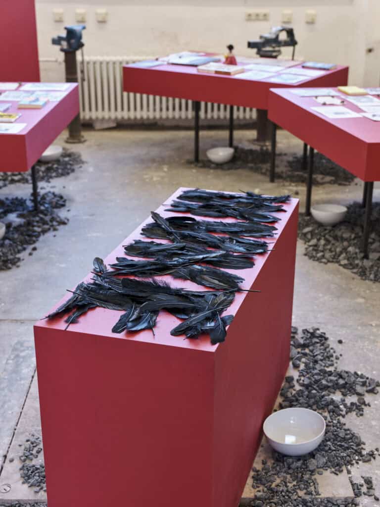 Foto: Kunstwerke in Galerieraum