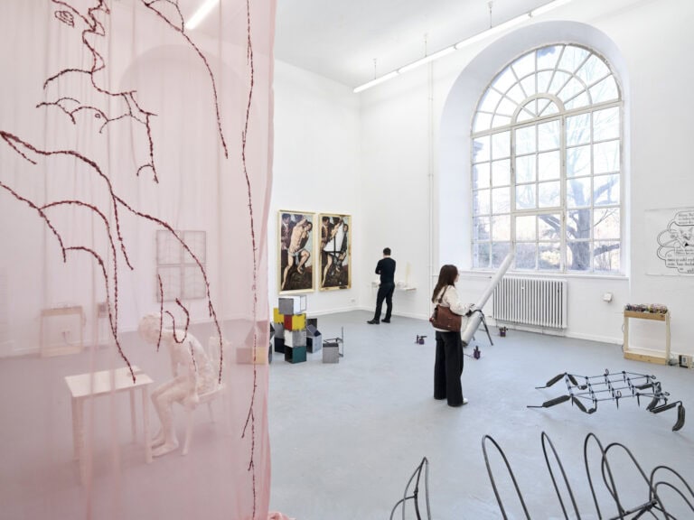 Foto: Kunstwerke in Galerieraum