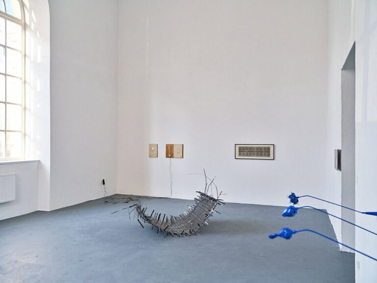 Foto: Kunstwerke in Galerieraum