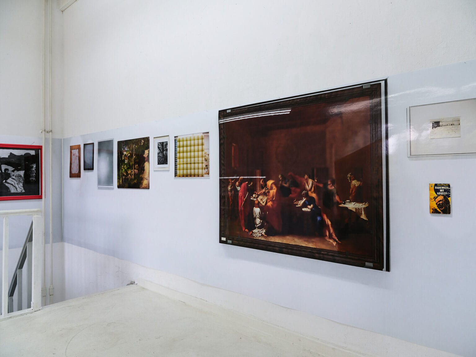 Foto: Kunstwerke in Galerieraum