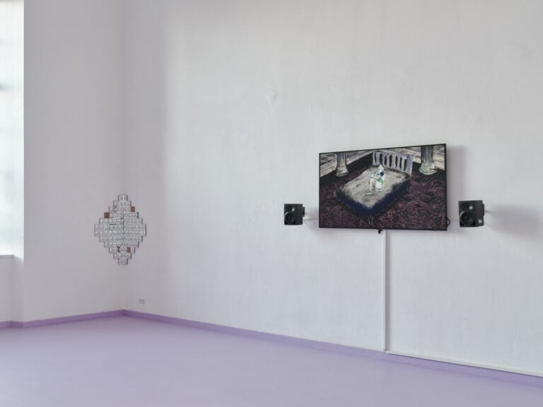 Foto: Kunstwerke in Galerieraum