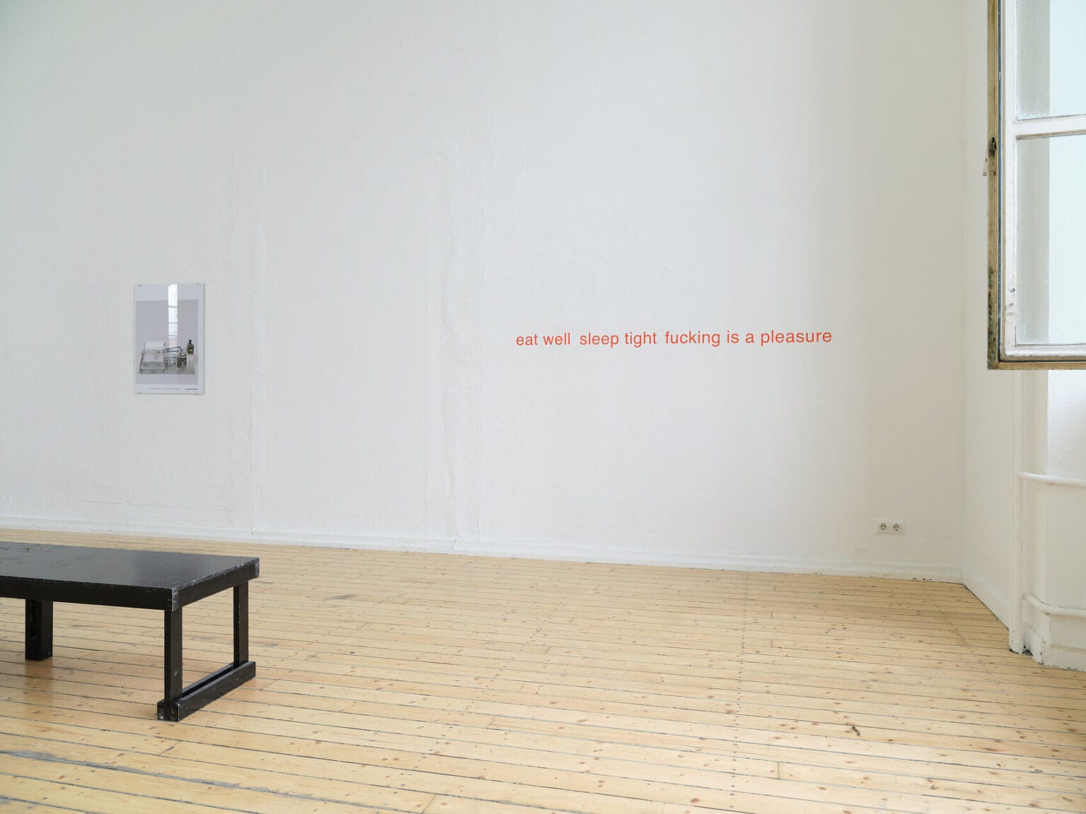 Foto: Kunstwerke in Galerieraum