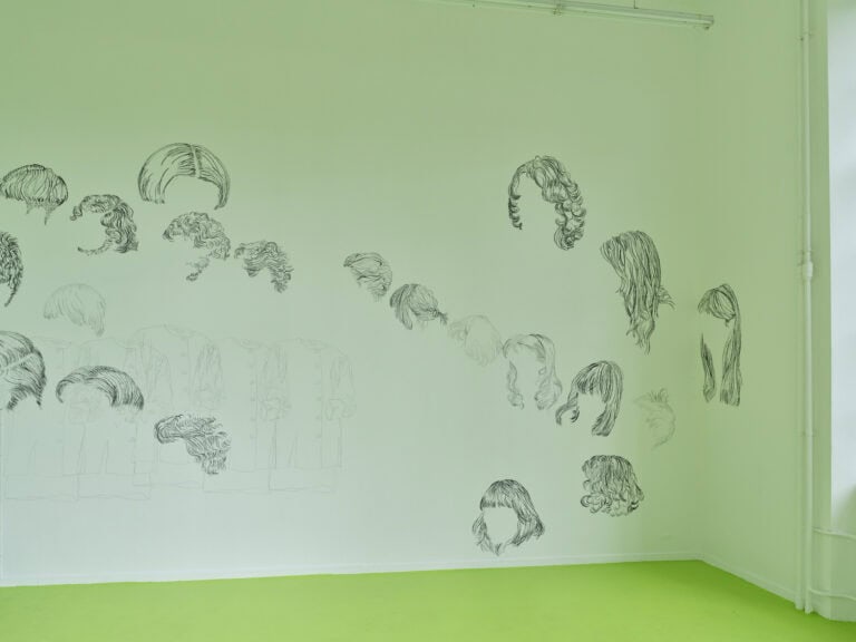 Foto: Kunstwerke in Galerieraum