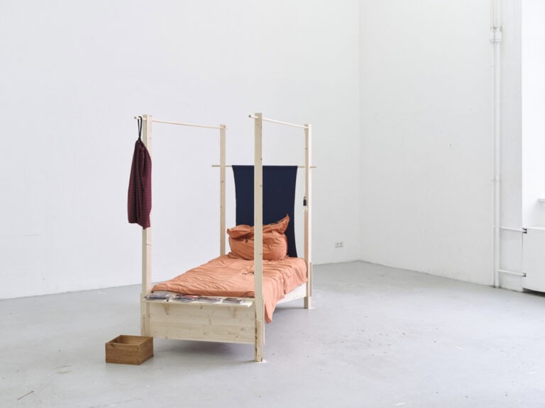 Foto: Kunstwerke in Galerieraum