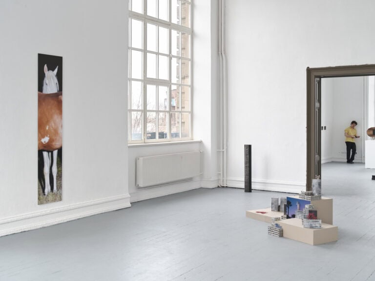 Foto: Kunstwerke in Galerieraum