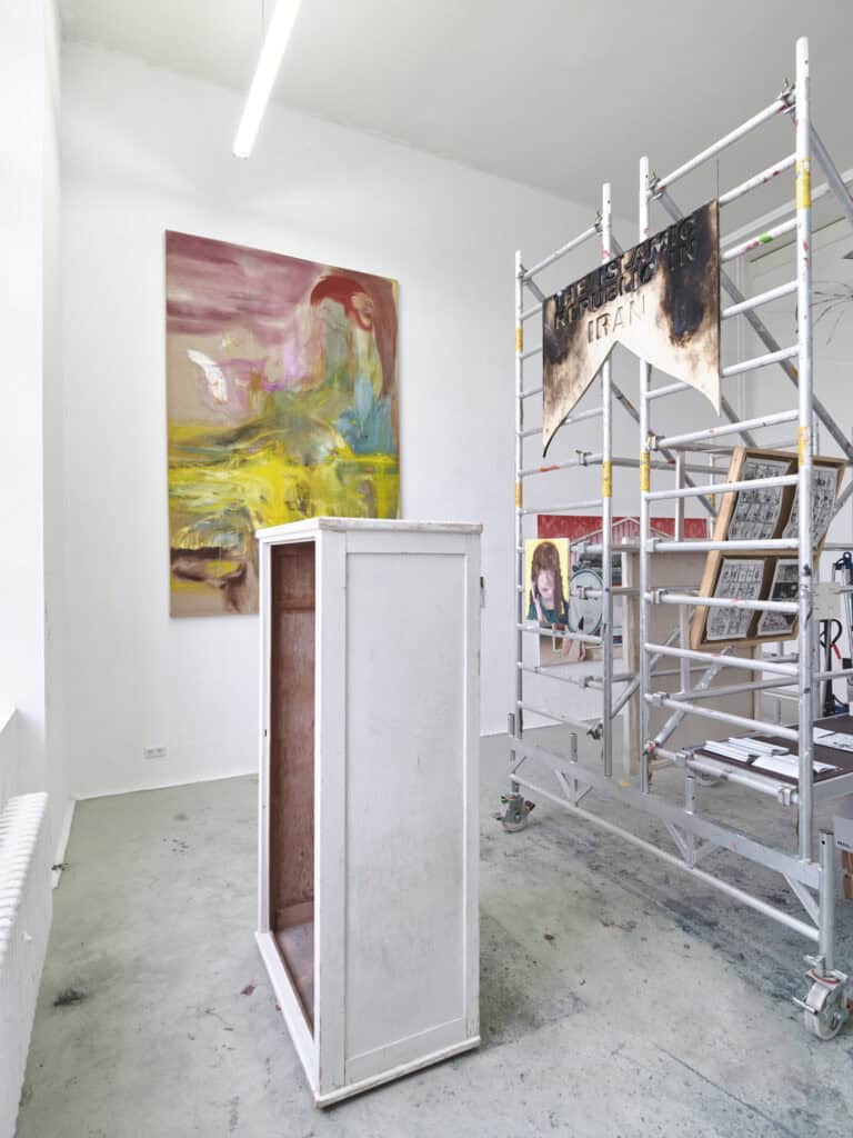 Foto: Kunstwerke in Galerieraum