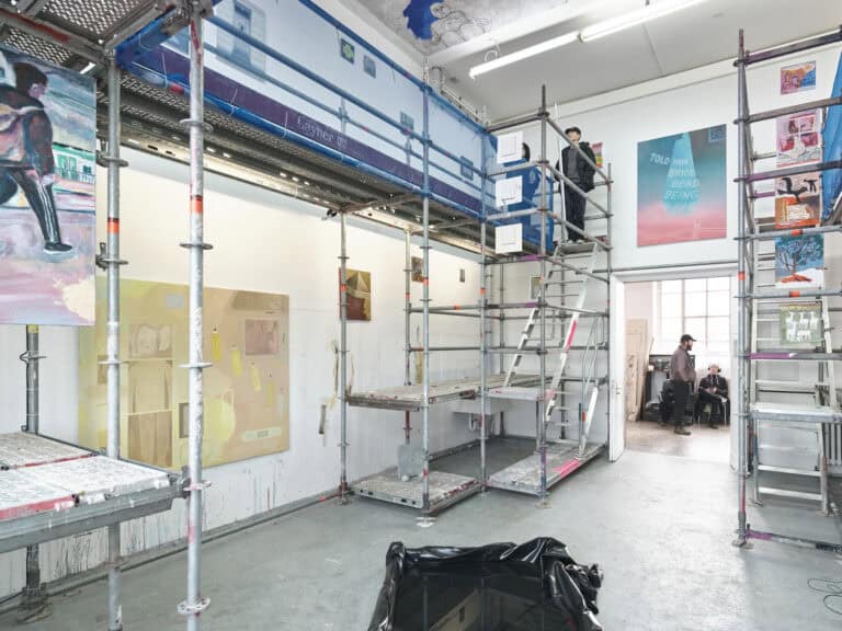 Foto: Kunstwerke in Galerieraum