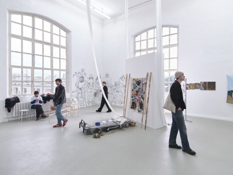 Foto: Kunstwerke in Galerieraum