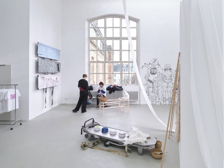 Foto: Kunstwerke in Galerieraum