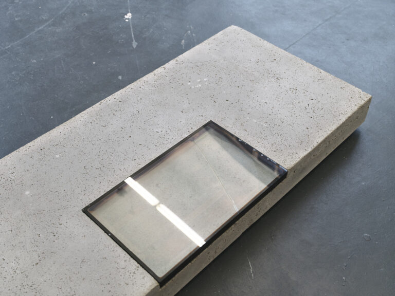 Foto: Kunstwerke in Galerieraum