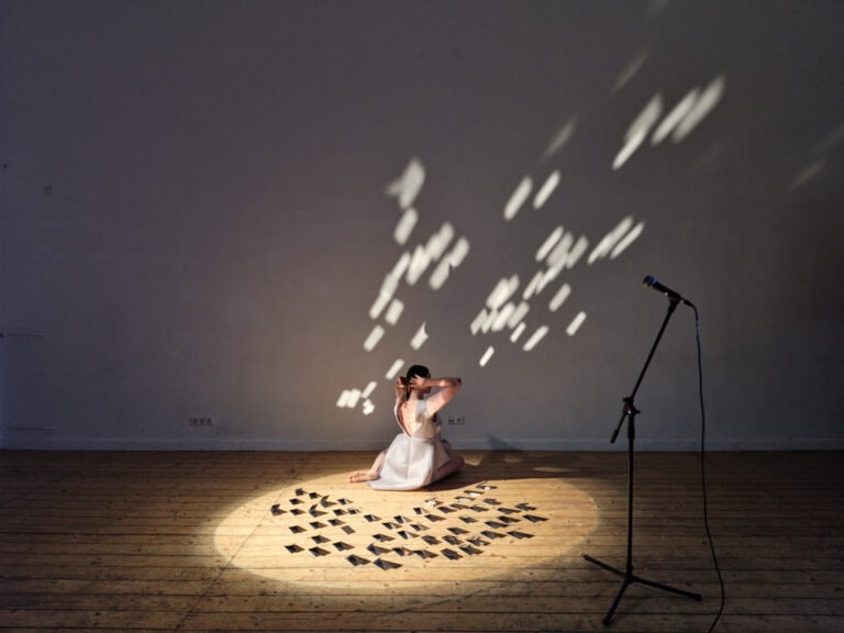 Foto: Kunstwerke in Galerieraum