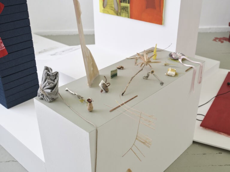 Foto: Kunstwerke in Galerieraum