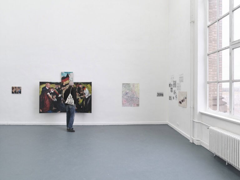 Foto: Kunstwerke in Galerieraum