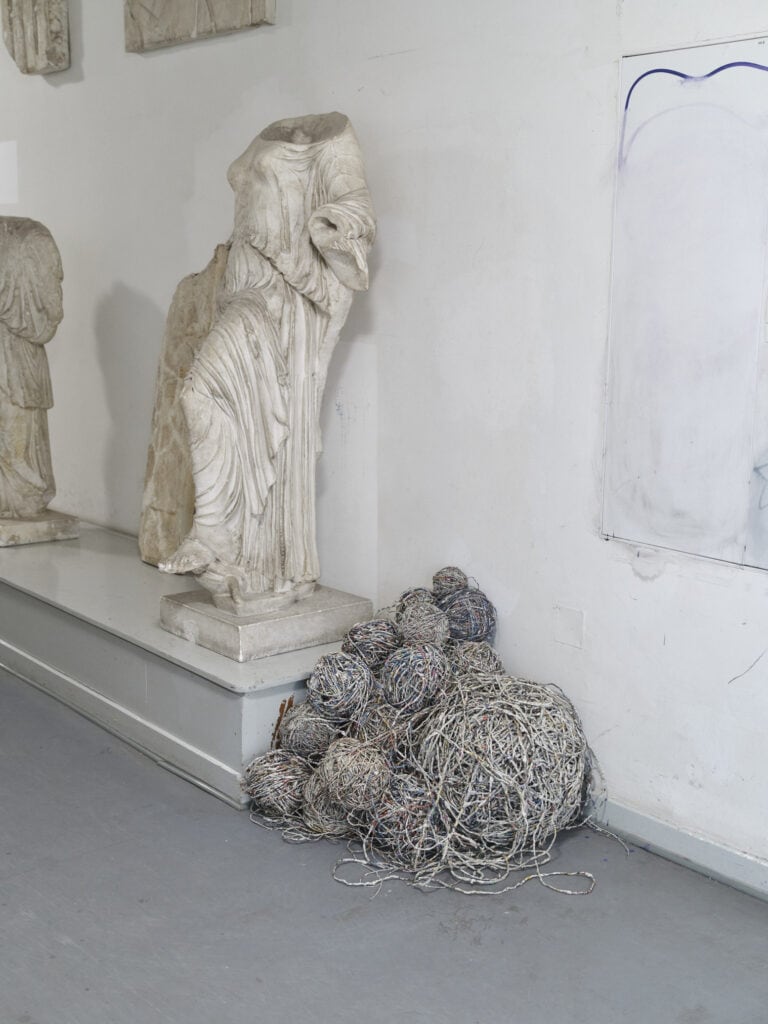 Foto: Kunstwerke in Galerieraum