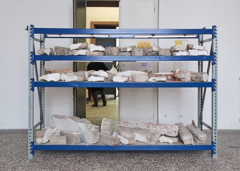 Foto: Kunstwerke in Galerieraum